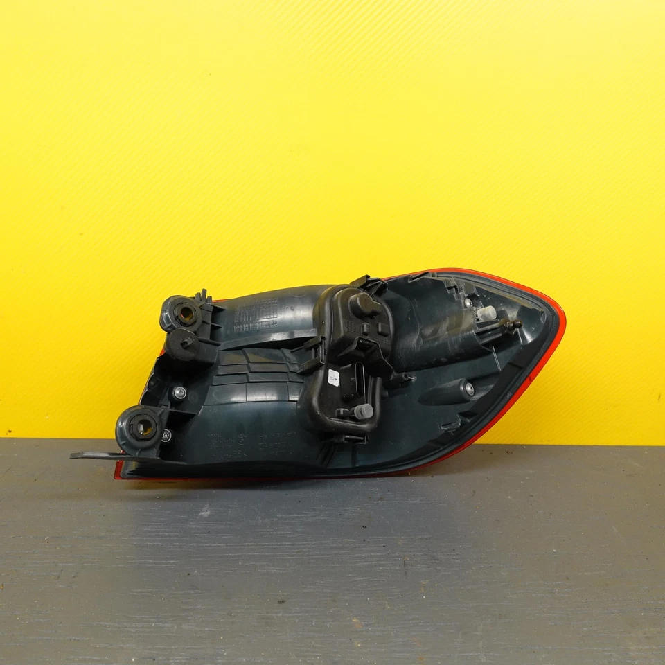 2014-2018 Bmw 435i F32 F33 F36 Lh Left Driver Tail Light Quarter Panel - Image 3 of 4