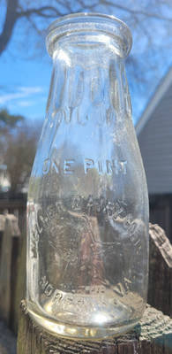 Vintage Antique MILLNER DAIRY CO. INC. NORFOLK, VA. Milk Bottle Pint 7 1/4''