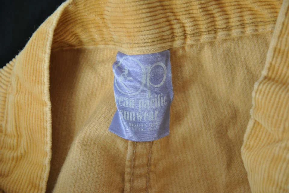 VTG OP Corduroy Shorts XS 22 24" Waist 5924S - Image 4 of 4