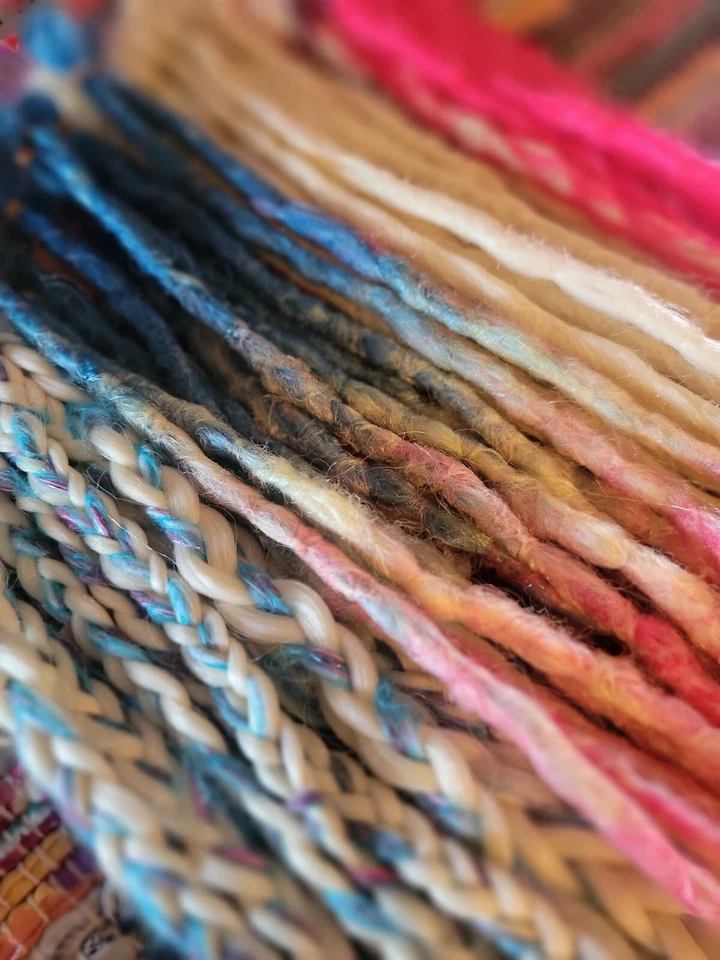 Extensão Dreadlock inspirada em Harley Quinn - Imagem 3 de 4