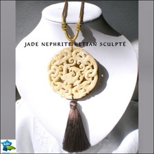 Collier JADE NEPHRITE HETIAN SCULPTÉ Passementerie Soie LIVRAISON à DOMICILE 48H