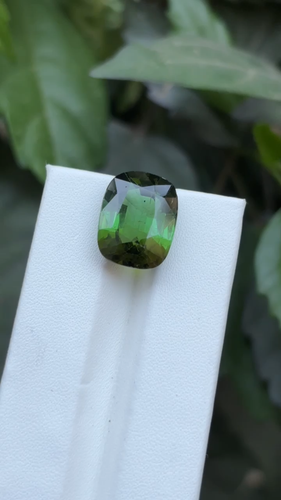 9.45 Ct. Green Tourmaline Cushion Faceted Cut Gemstone For Elevate Your Jewelry - Video 1 of 1