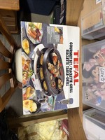 Electric Raclette Grill + Mini Raclette Pans serves People 6