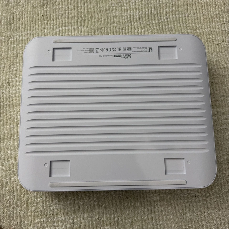 Ubiquiti UniFi Switch Pro 8 PoE – Enterprise Managed Layer 3 (USW-Pro-8-PoE) - Image 3 of 4