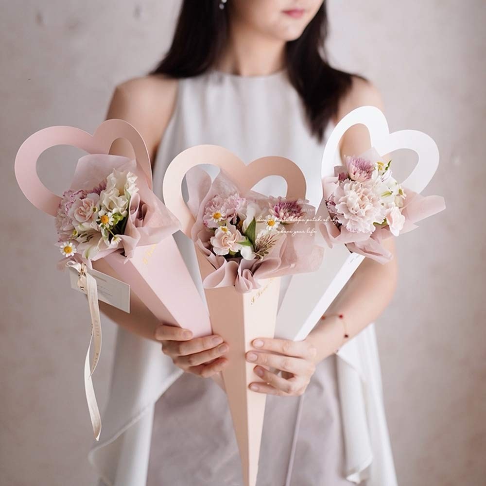 Lovely Heart Single Flower Sleeve Floral Bouquet Bags Gift Florist Box Packag...