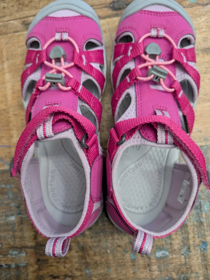 Новый Keen Seacamp большой девочек розовый моющийся воды сандалии размер 4 - Изображение 2 из 4