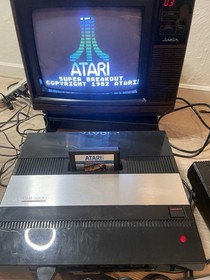 Atari 5200 4 Port Console, Rebuilt Controllers, Power Mod, 9 Games. Fully Tested