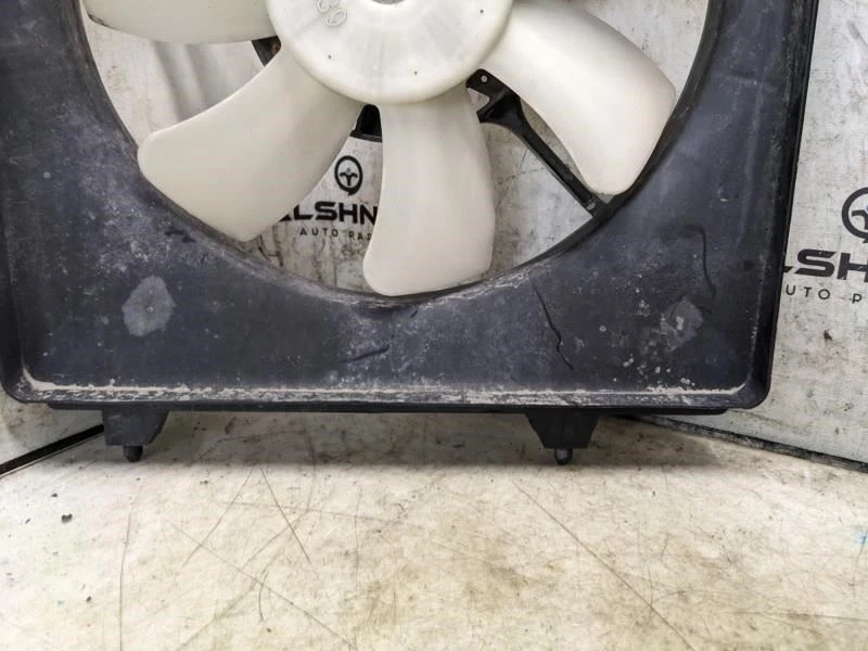 2012-2014 Honda CR-V RH Condenser Cooling Fan Motor Assy 38615-R5A-A01 OEM - Image 4 of 4