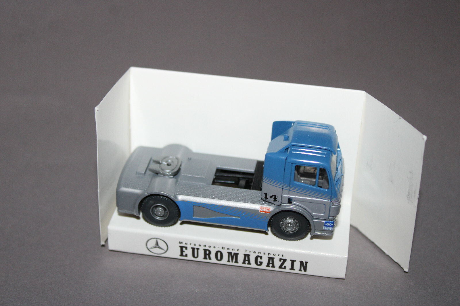 Bild 1 von 4