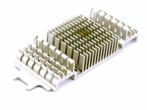 Intel Pentium Slot 1 SECC2 CPU PC Kühler Prozessor Kühlkörper Heatsink 137x47x22