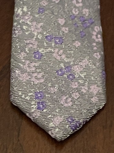 J. Ferrar Gray Pink Blue 100% Polyester Men’s Neck Tie Made In China - Picture 6 of 9