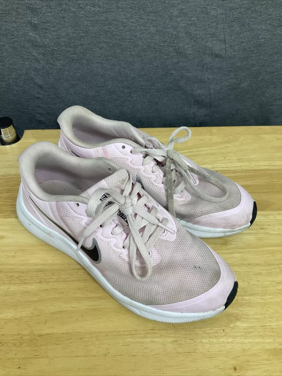 White sneakers shop for girls nike