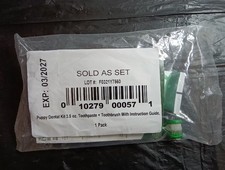 Vet's Best Dog Toothbrush  Toothpaste Kit - Teeth Cleaning.Exp: 03/27