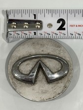 Oem Infiniti Center Cap Silver And Chrome 40342au510 40342-au510 2 18 Diameter