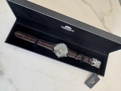 Orient Classic Bambino Sun & Moon Automatic Men s Watch RA-AK0805E New with Case