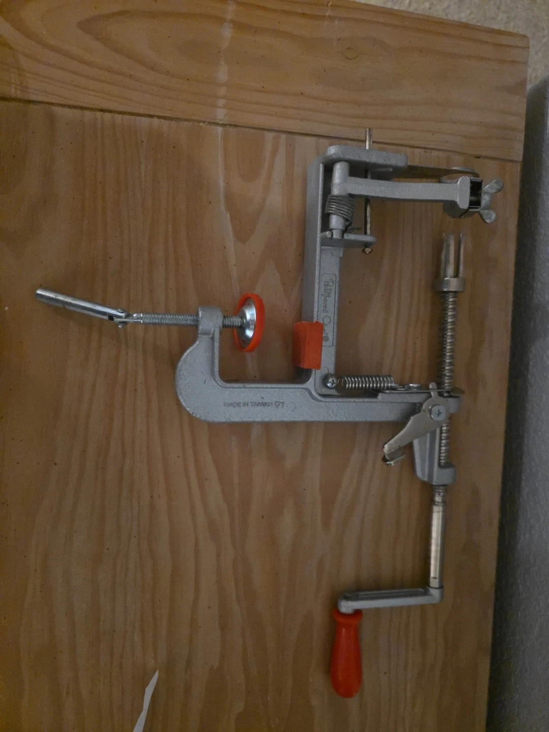 Pampered Chef Apple Peeler, Very Nice 🔥
Opens in a new window or tab