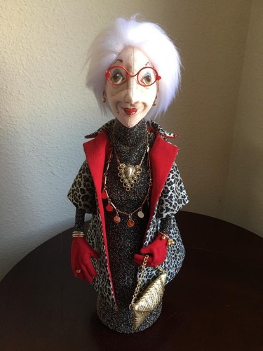 "Iconic Iris" Cloth Doll CD Pattern by Sharon Mitchell - Picture 7 of 9