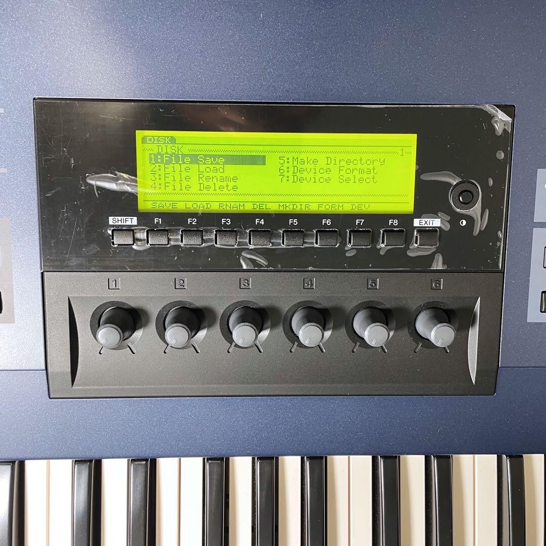 YAMAHA EX5 Music Synthesizer 76 keys w/hard case