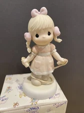 Precious Moments “Jumping For Joy” – PM991 - 1999 – Limited Edition