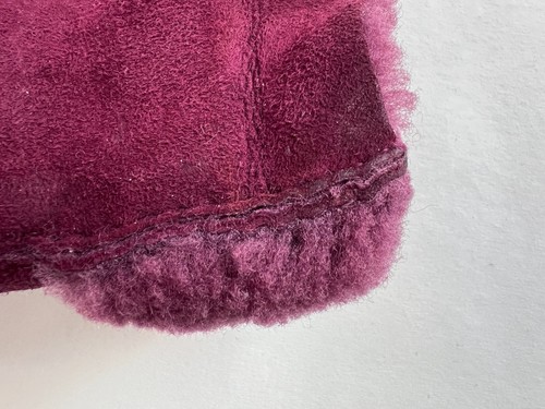 Ugg Purple/Plum Bow Heavy winter Glove - Size M - Picture 8 of 24