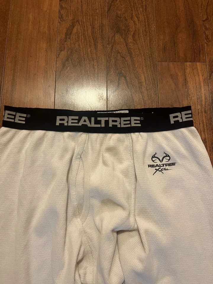 Realtree Base Layer Long Johns Men’s Size Medium Hunter Core Lightweight - Image 4 of 4