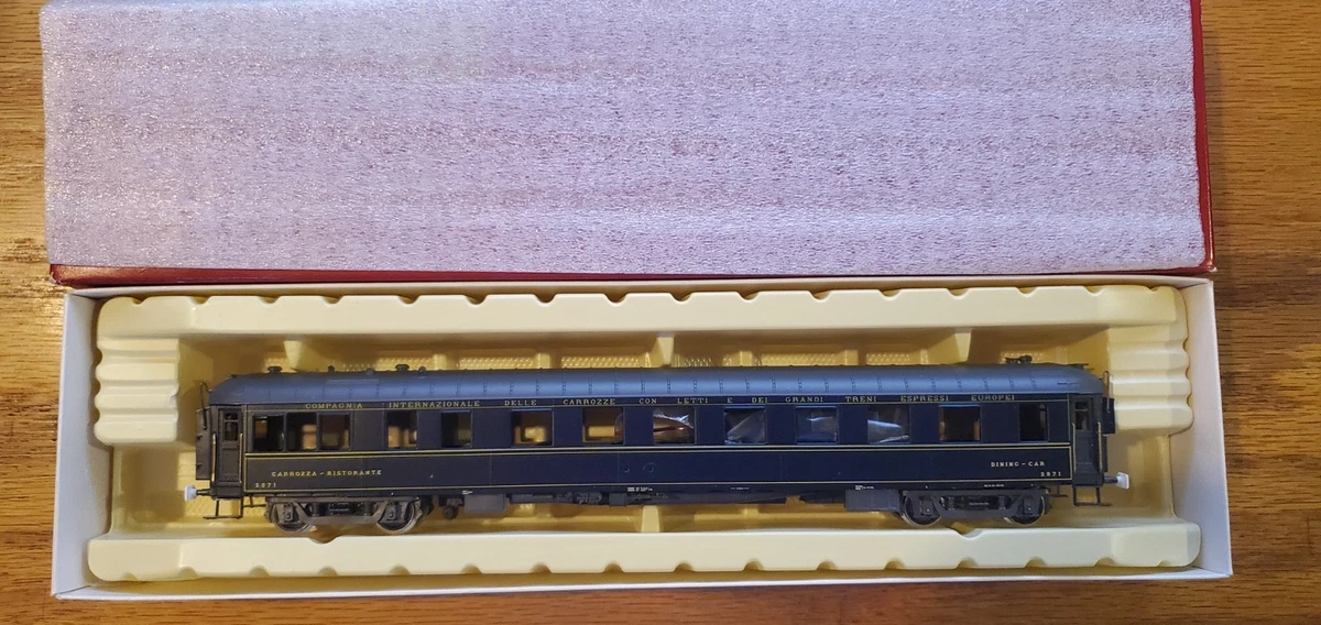Rivarossi Orient Express HO Model Railroad Passenger Cars for sale