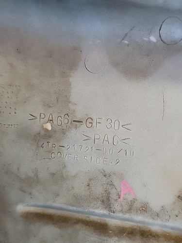 03 Yamaha V Star XVS 650 Right Side Cover Lower Seat Panel 4TR-21721-00 - Picture 4 of 6
