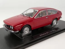 KK Alfa Romeo Alfetta GT 1.6 Red 1976 1/18 KKDC181061