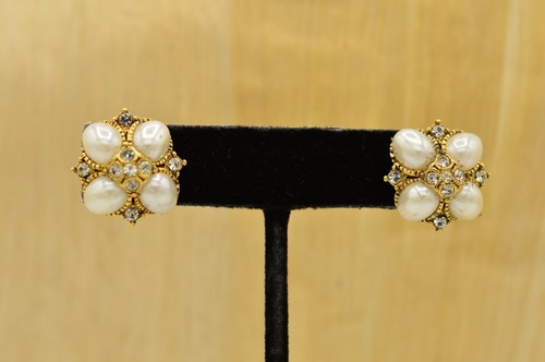 Vintage Statement Earrings Pearl Cluster Rhinestone Crystal Gold 1980s 9E - 第 1/10 張圖片
