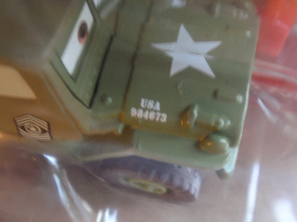 Disney Cars Final Lap #116 PIT CREW MEMBER SARGE Rare USA Logo Hood Variant - Image 2 of 2