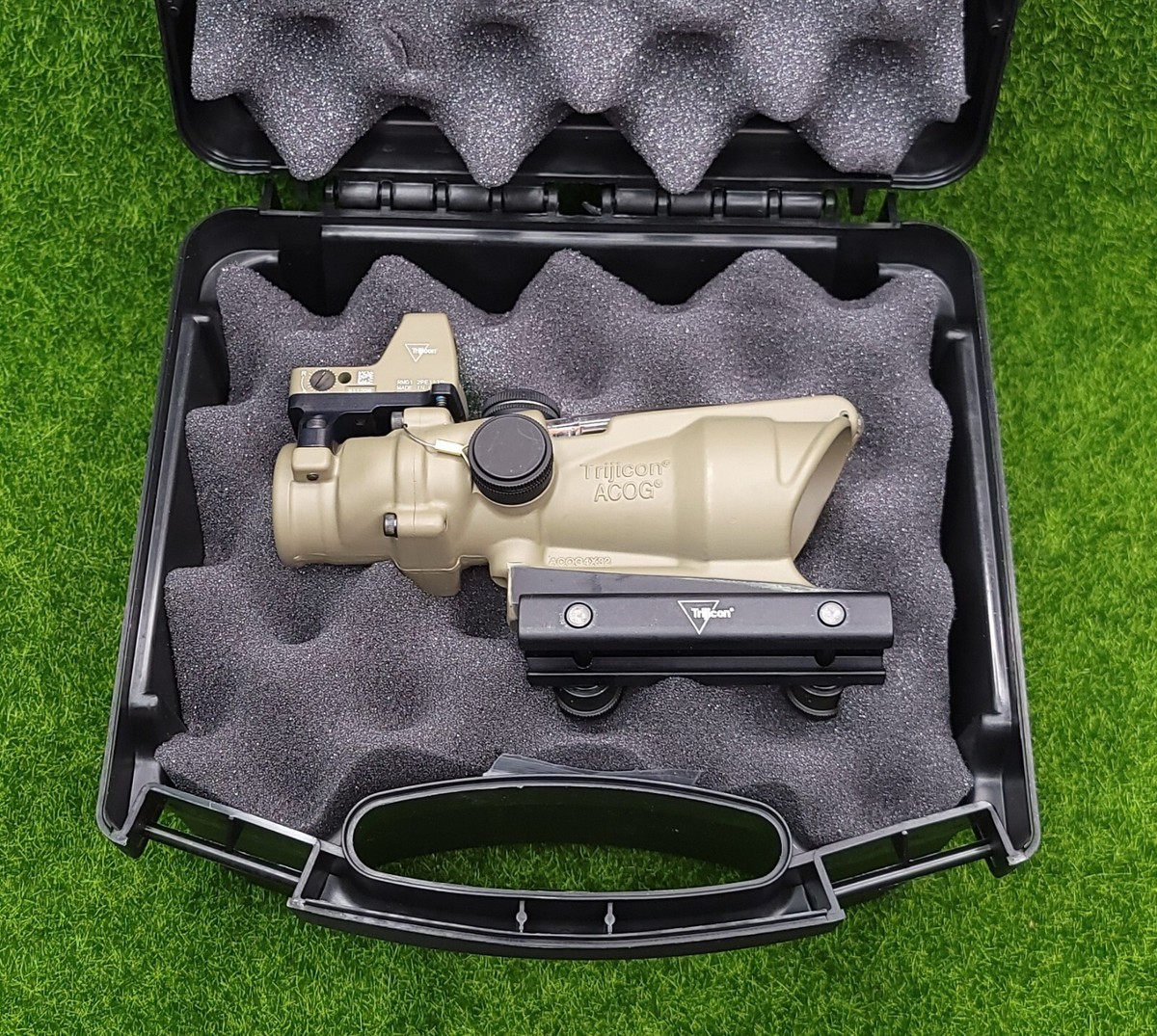 Trijicon FDE ACOG 4x32 BAC Scope Red Chevron Reticle 3.25 MOA RMR