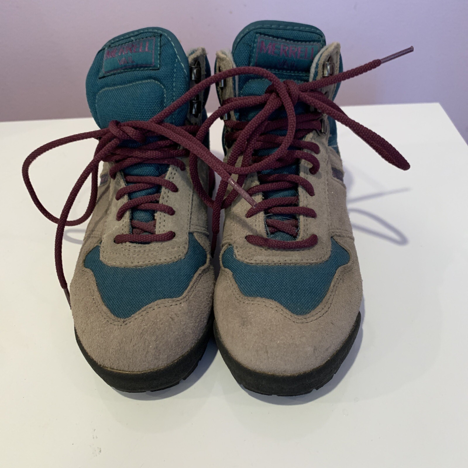 Merrell Stivali da trekking donna grigi scamosciati stringati alla caviglia con blu viola taglia 6M
