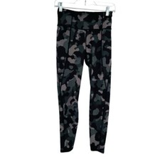 Athleta lighting camo 7/8 leggings mid rise pockets women's size XS