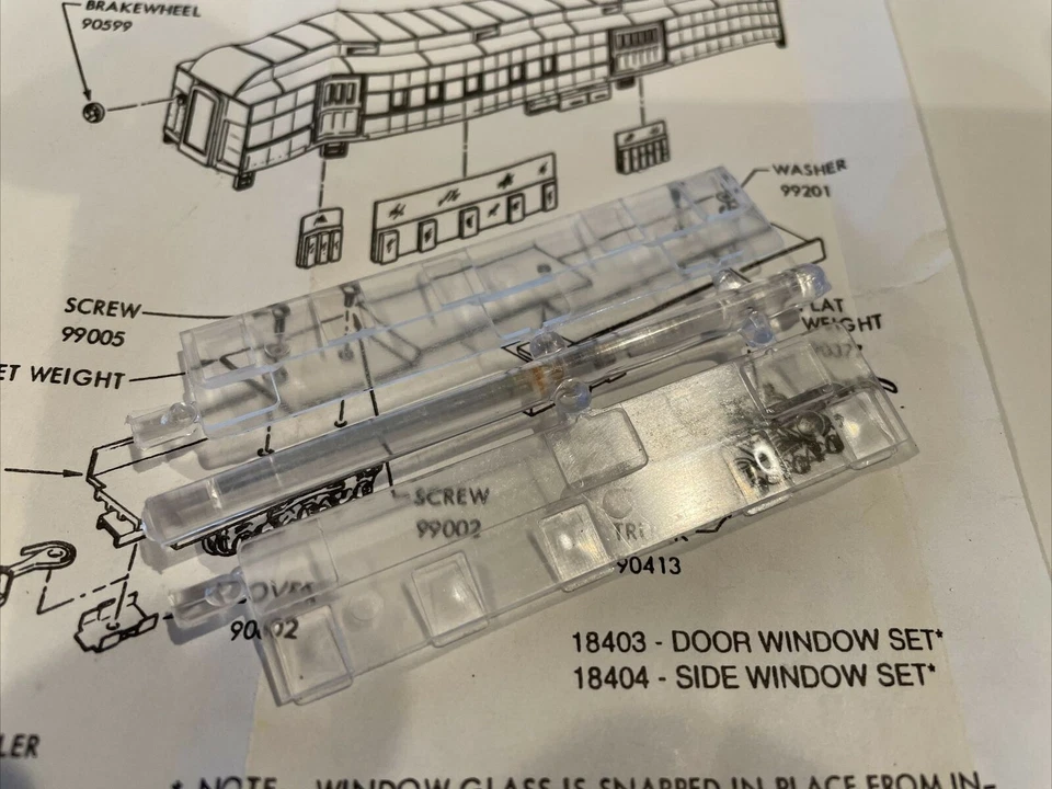 Juego de ventanas laterales Athearn HO parte #18404 / ATH18404 para RPO estándar / peso pesado Foto 3 de 3