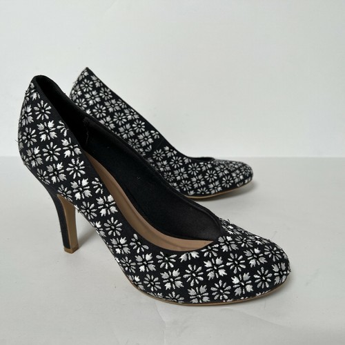 Kelly and katie floral - Gem