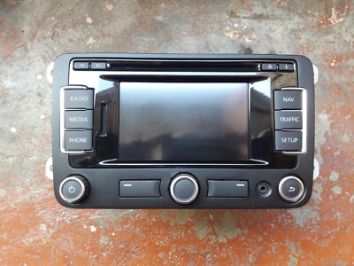 EU SEAT LEON RNS 315 SAT NAV With Bluetooth and DAB radio 5P0035191G (with code)