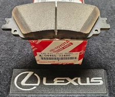 Genuine Disc Brake Pad Set Front 04465-33480