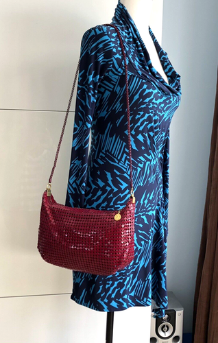 Vintage Metallic Mesh Shoulder Bag, Made in Hong Kong Medium Size, in Red, by GC - Picture 2 of 16