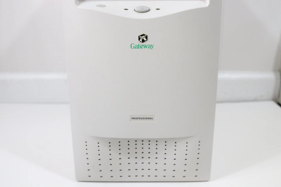 Gateway Professional v933 Intel Pentium III, 128MB RAM, Windows ME ⭐Retro Gaming - Image 3 of 4