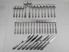 Vtg Oneida Renoir Pembrooke USA Flatware Silverware 38 Pieces Lot