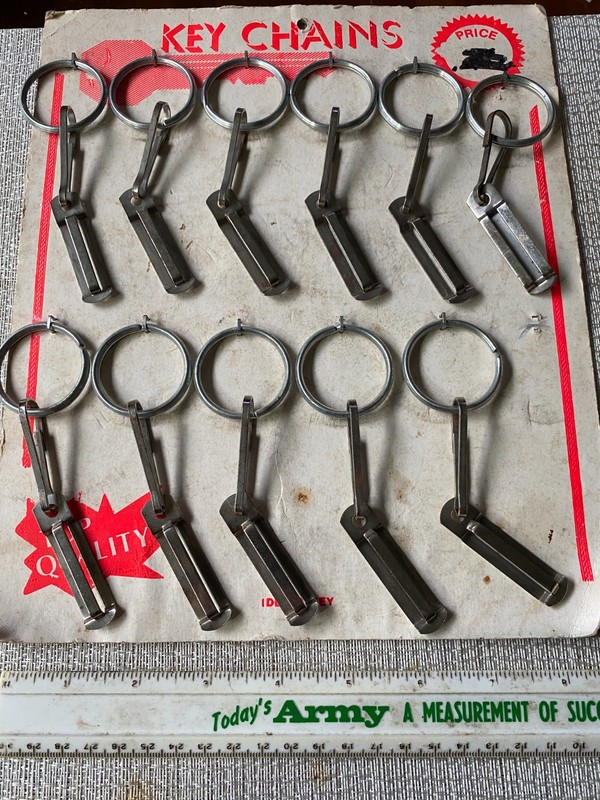 Vintage Key Chains Display Board - 11 Rings - Identa-Key - Top Quality