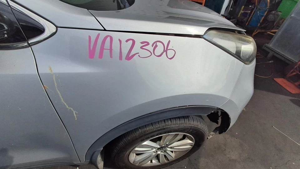 Kia Sportage Ql Left Rear Door Lock - image 4 of 4