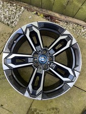 * 19" Genuine BMW iX1 X1 M SPORT DIAMOND CUT ALLOY WHEEL RIM 8J 871M 6898051