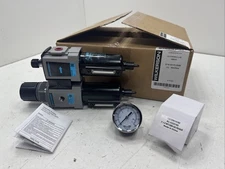 Wilkerson 688942 D18-02-FLG0B Filter Regulator Lubricator Includes Gauge