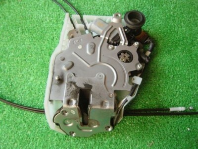 りょが TOYOTA SPADE NCP141 Genuine Slide Door Lock Easy Closer Motor LH