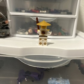 Lego Ninjago SENSEI WU MINIFIG From Set 9450