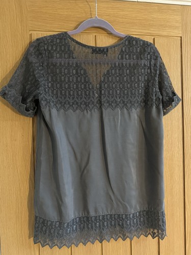 Kooples, size S, grey silk lace top with skulls and zip on front - Picture 7 of 8