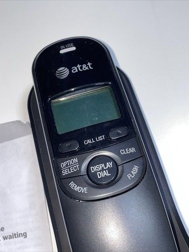 AT&T Trimline TR1909 - Telefon przewodowy z identyfikatorem dzwoniącego / oczekiwaniem na połączenie - czarny (TR1909 - Zdjęcie 3 z 8
