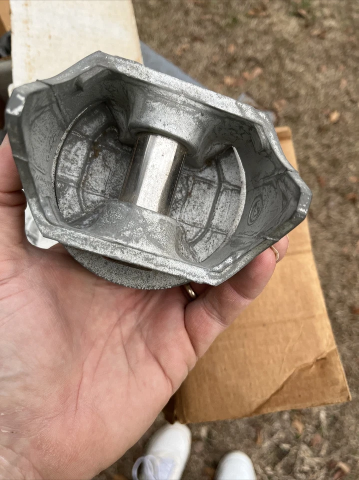 Pistón motor TRW L3096F STD Foto 4 de 4