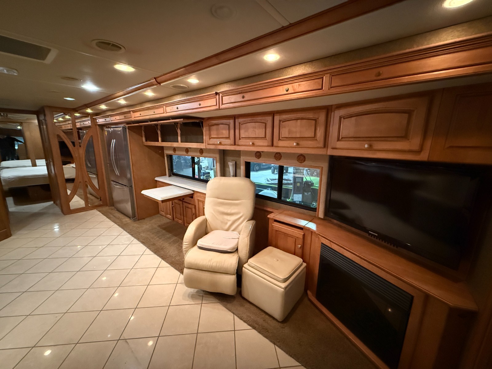 2013 Winnebago Journey 40U